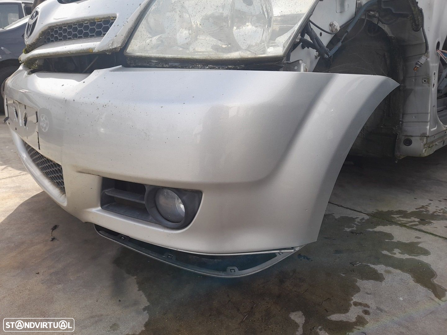 Pára-choques frente TOYOTA Corolla Verso (ZER_, ZZE12_, R1_) - 3