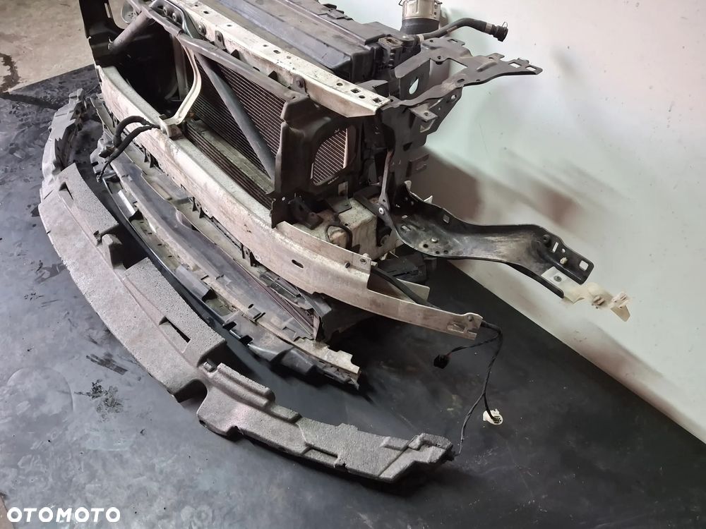 Pas przedni kompletny bmw g30 g31 2.0d - 4
