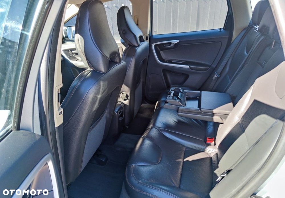Volvo XC 60 - 18