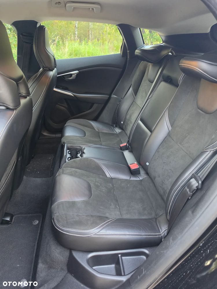 Volvo V40 D2 - 12