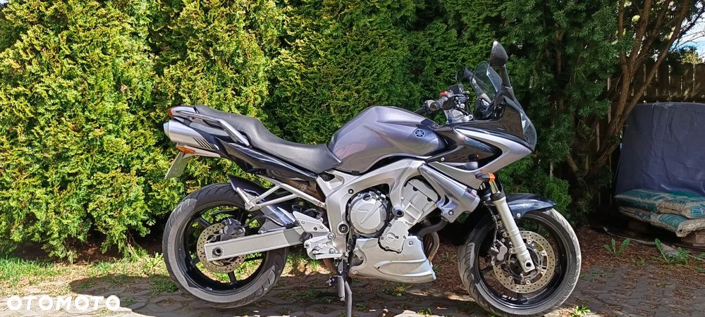 Yamaha FZ6 - 2
