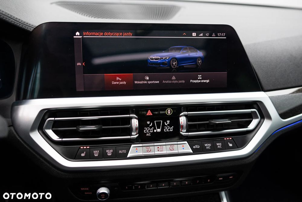 BMW Seria 3 330i xDrive M Sport - 29