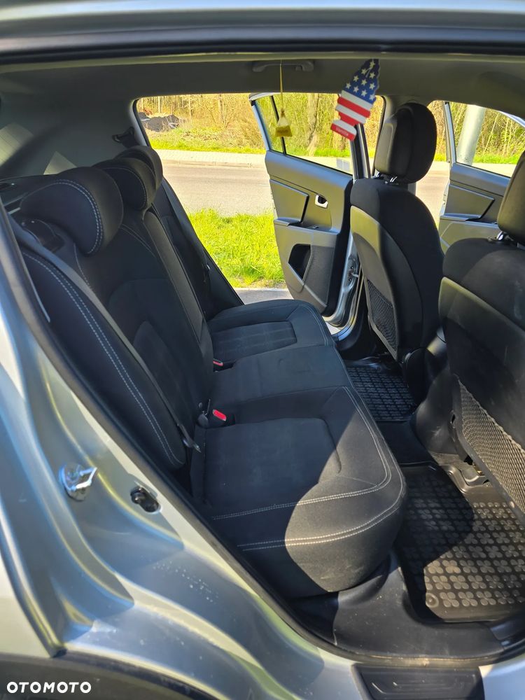 Kia Sportage 1.7 CRDI 2WD ISG Spirit - 22