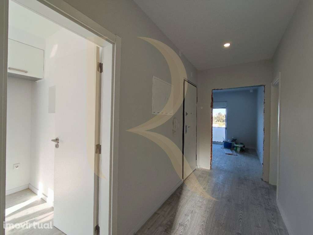 Apartamento T2 em remodelação na Cruz de Pau - Grande imagem: 5/11