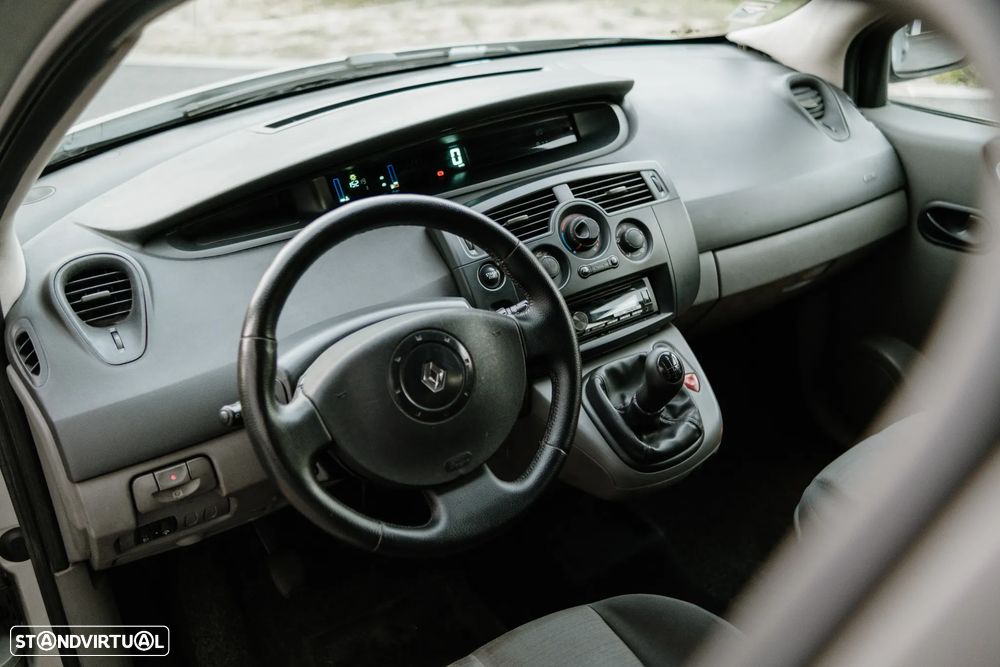 Renault Scénic - 11