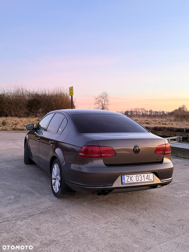 Volkswagen Passat 2.0 TSI Highline DSG - 6