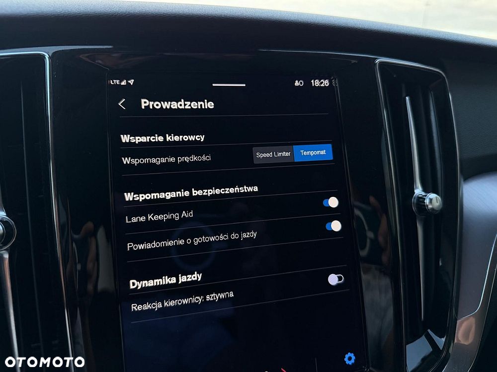 Volvo V60 B3 B Plus Dark - 21