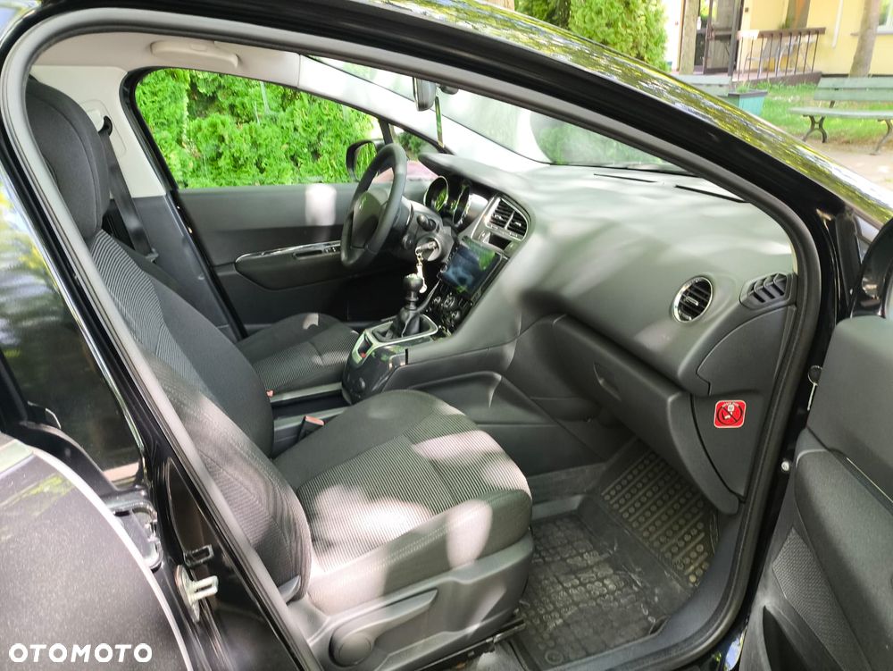 Peugeot 5008 155 THP Family - 20