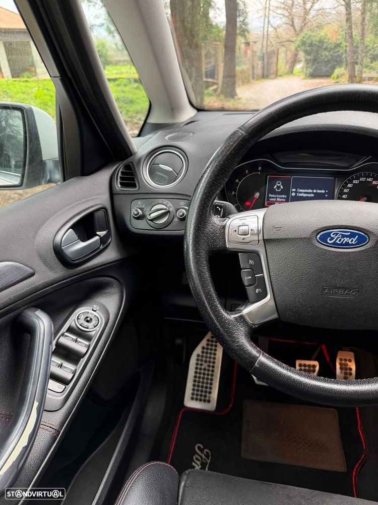 Ford S-Max 2.0 TDCi Titanium 7L - 11