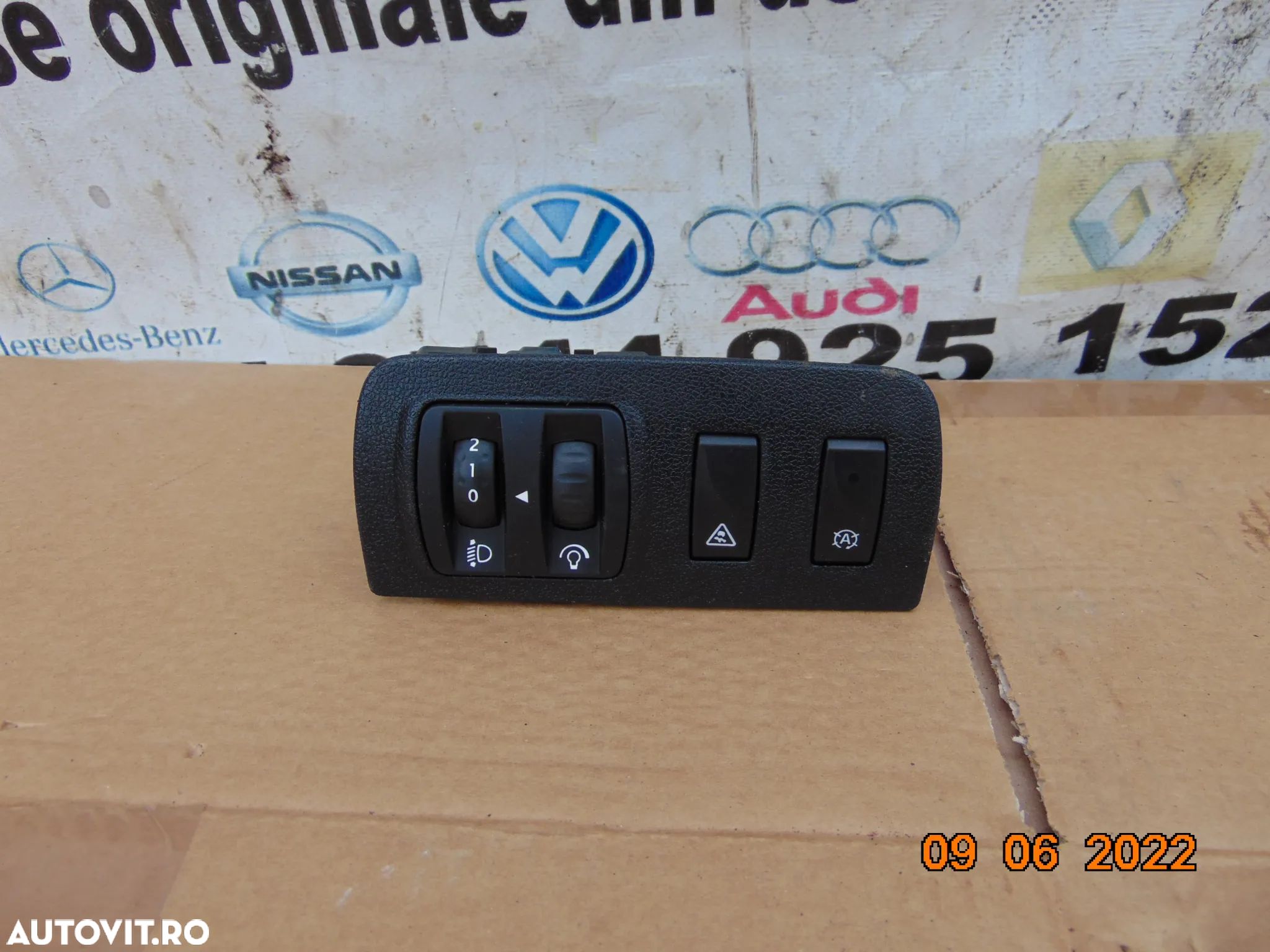 Butoane reglaj faruri Renault Megane 3 an 2008-2016 buton faruri dezmembrez - 1