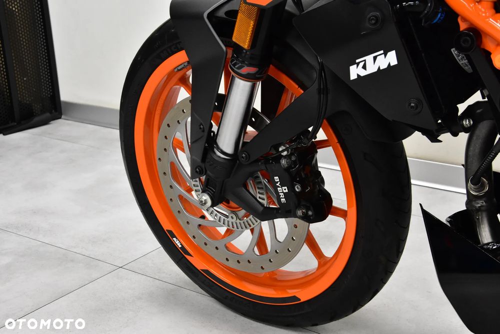 KTM Duke 125 - 34