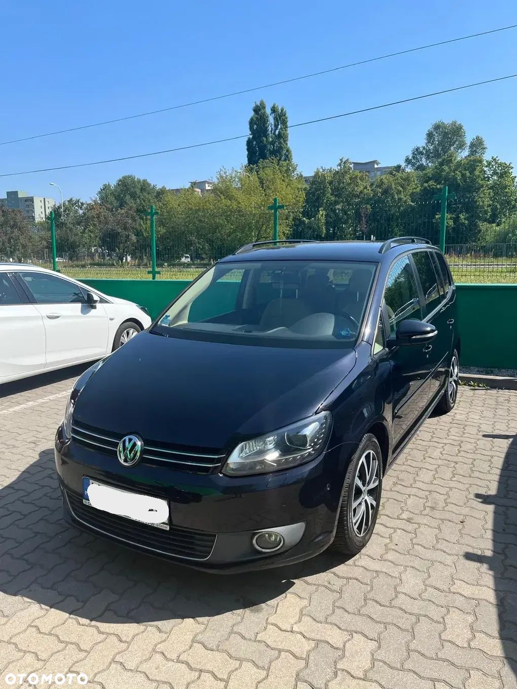 Volkswagen Touran 2.0 TDI DPF BlueMotion Technology Highline - 1