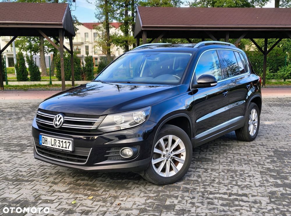 Volkswagen Tiguan - 1