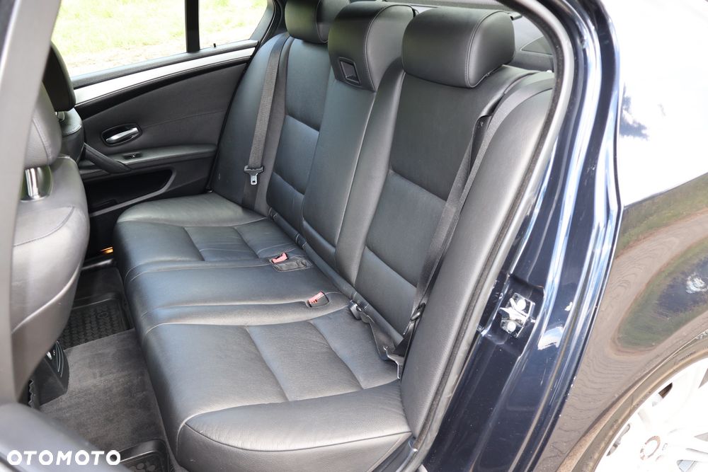 BMW Seria 5 535d Edition Exclusive - 9
