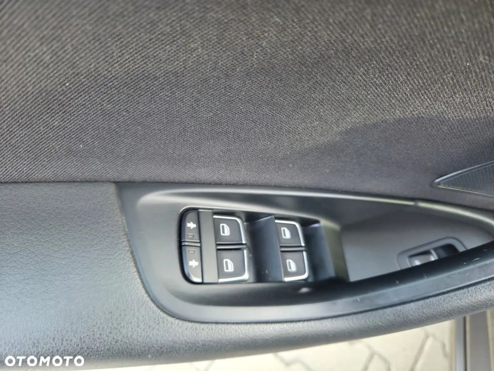 Audi A6 Avant 2.0 TDI Multitronic - 14