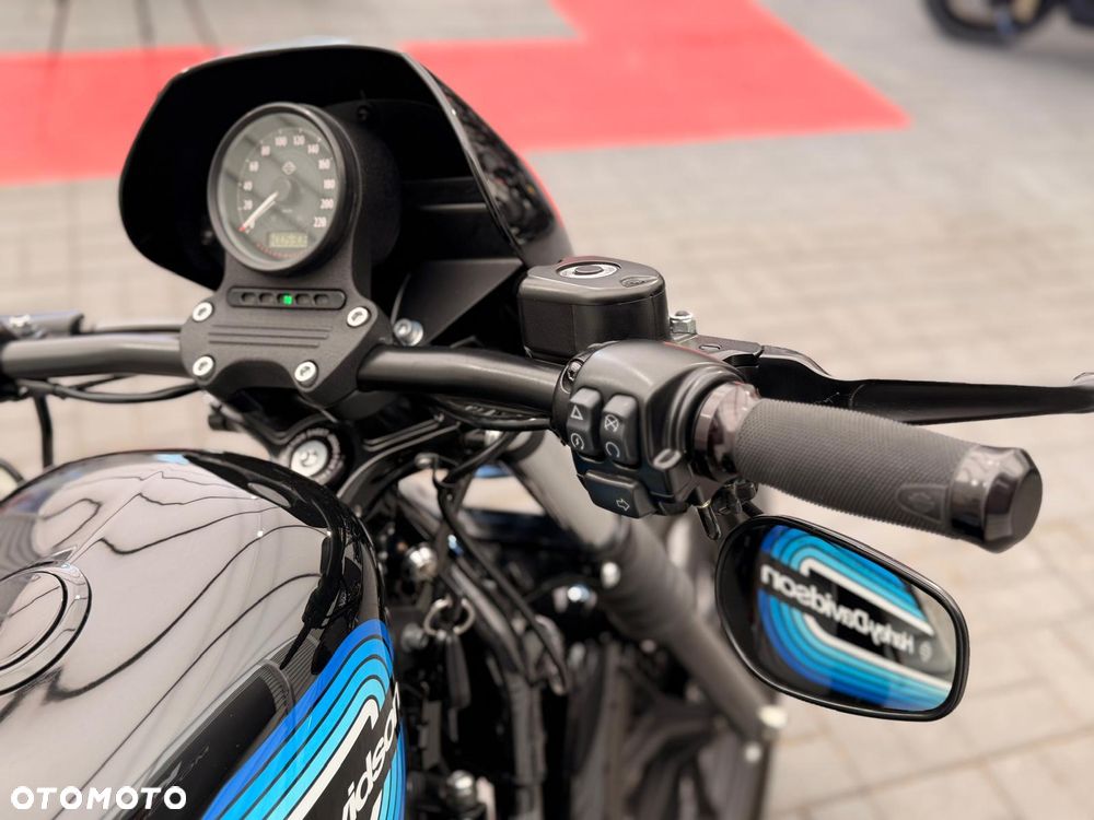 Harley-Davidson Sportster Iron 1200 - 9