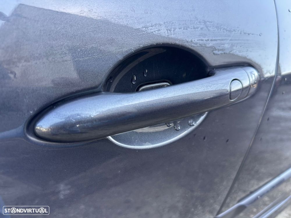 RENAULT Laguna III Hatchback (BT) 1.5 dCi Diesel 110 cv / 81 kW para peças - 20