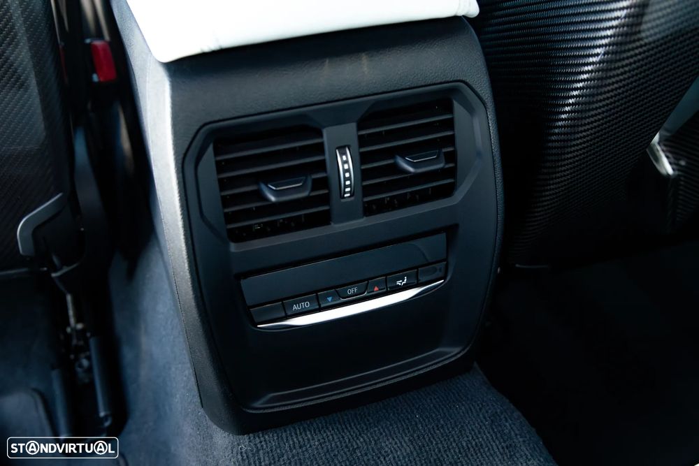 BMW M4 Competition - 37