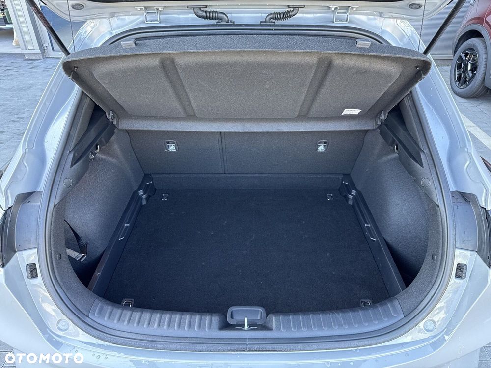 Kia XCeed 1.6 T-GDI Tribute DCT - 32
