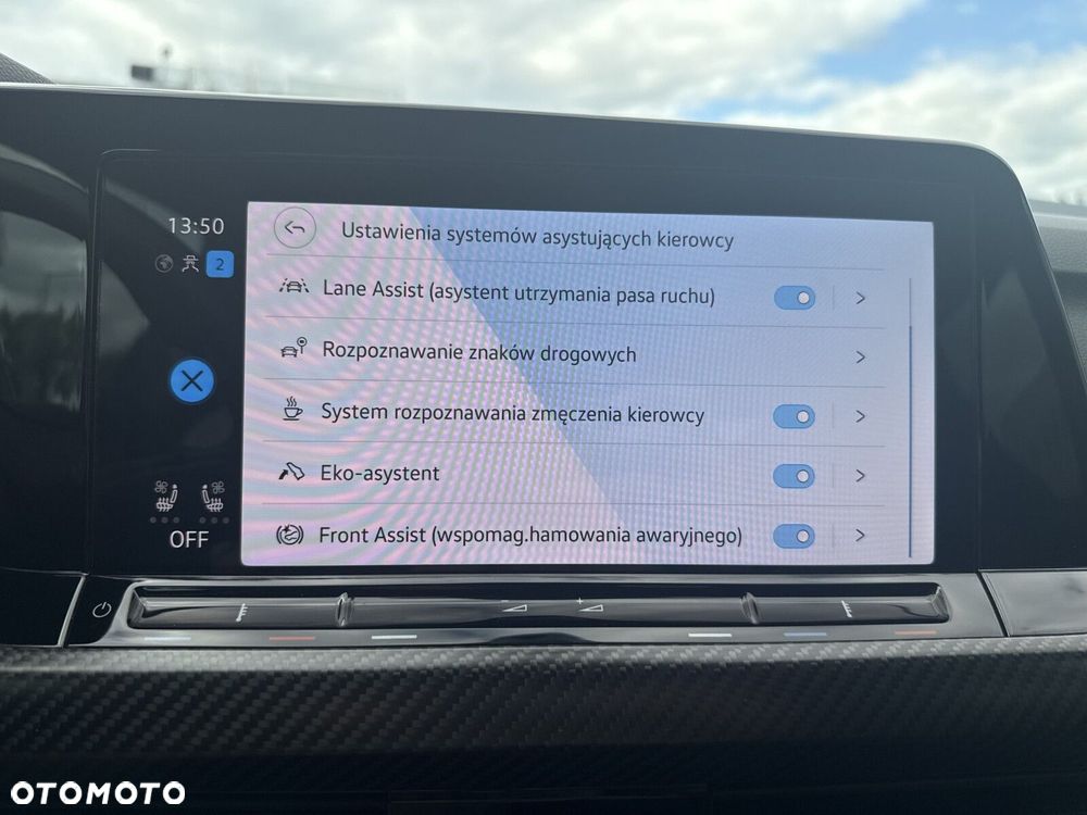 Volkswagen Golf - 28