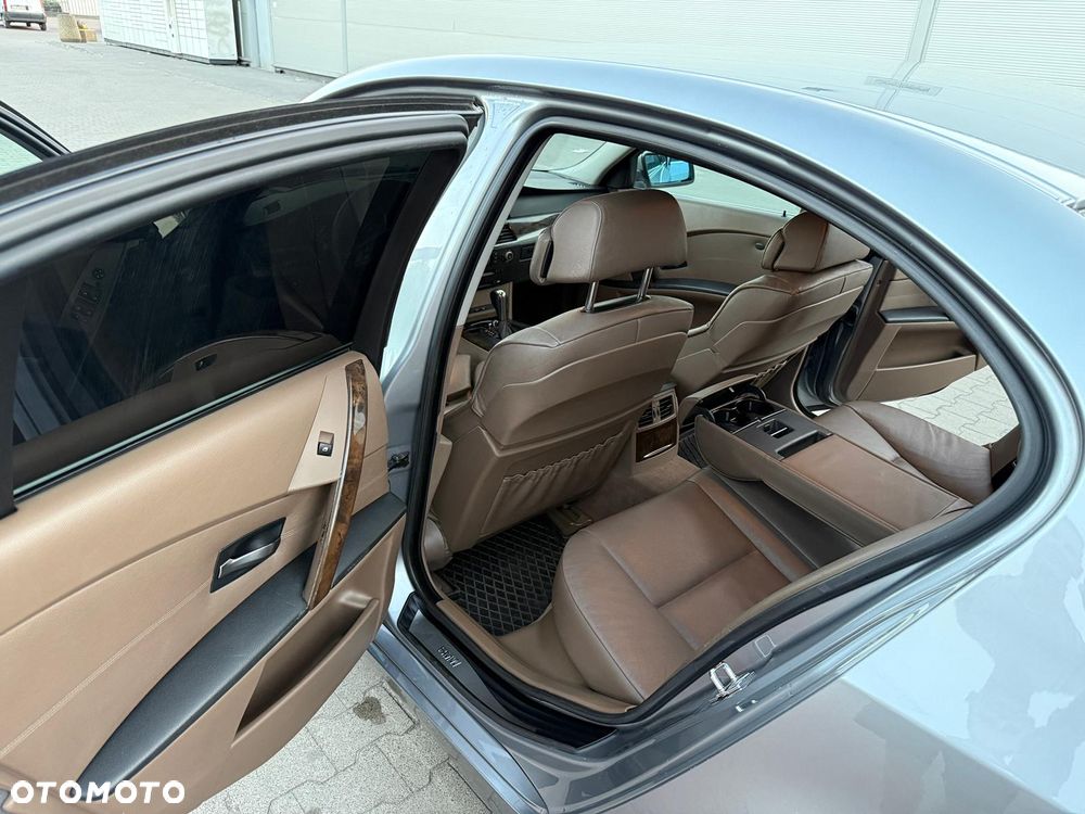 BMW Seria 5 - 21