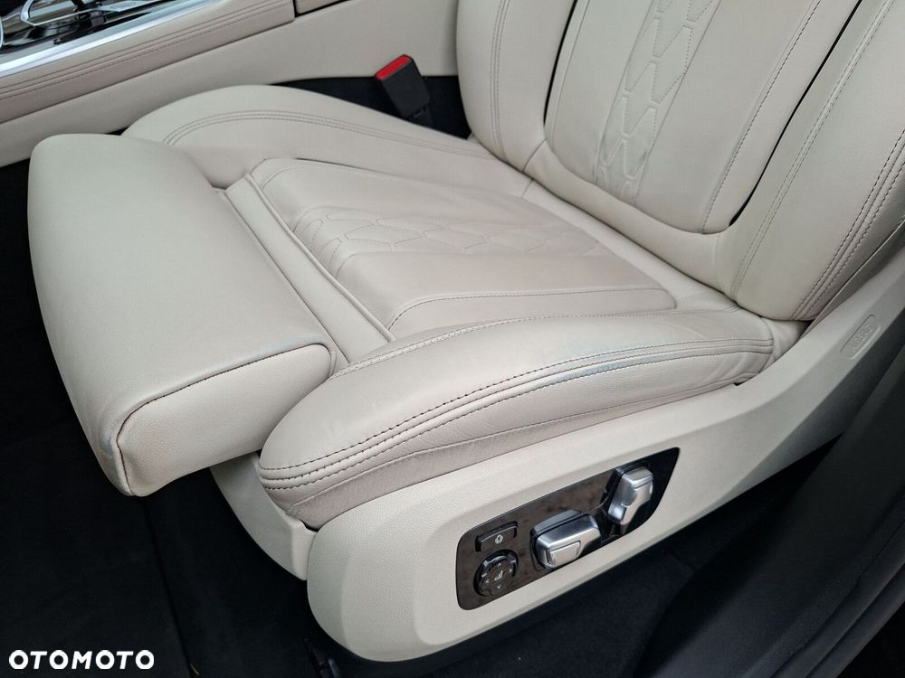 BMW X5 xDrive40d mHEV sport - 14