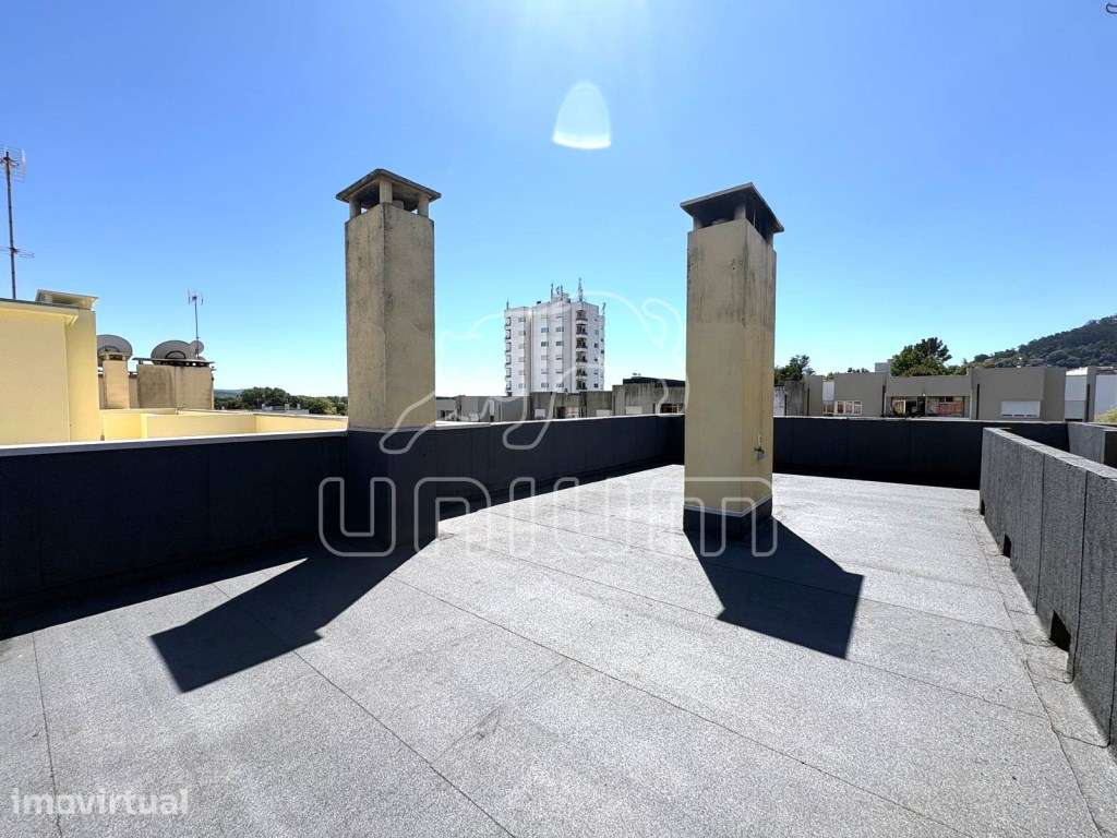 Apartamento T2 - Grande imagem: 2/15