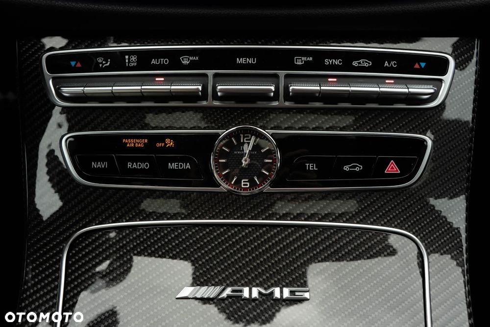 Mercedes-Benz Klasa E AMG 63 S 4Matic+ 9G-TRONIC - 23