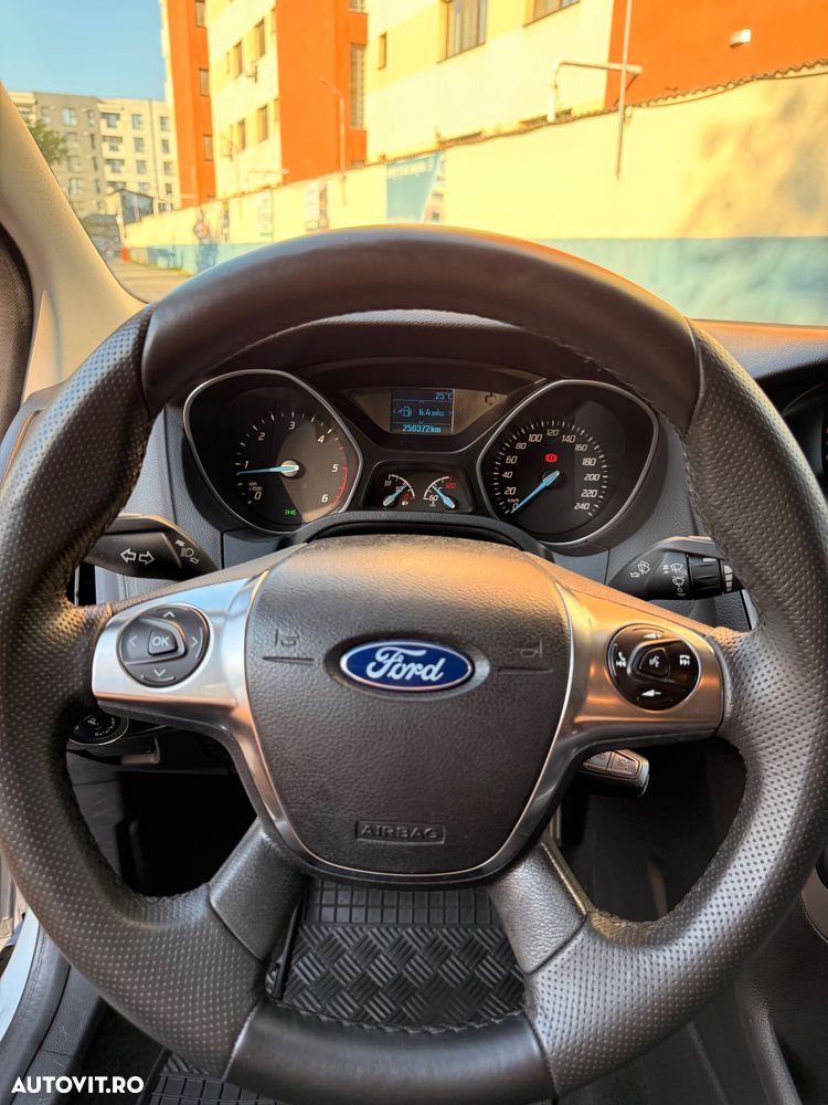 Ford Focus 1.6 TDCi DPF Trend - 5