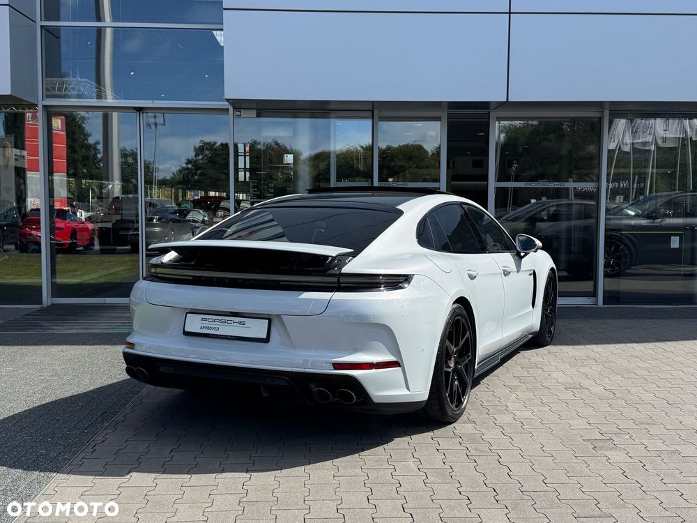 Porsche Panamera 4 E-Hybrid PHEV - 4