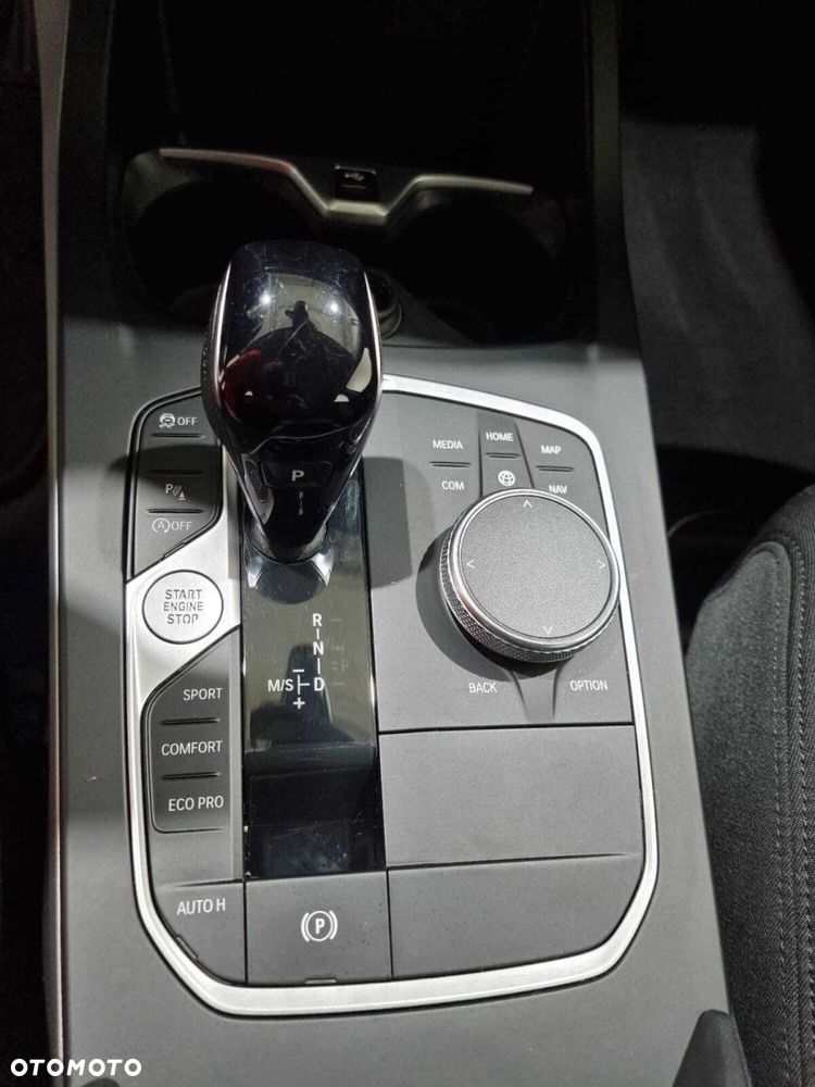 BMW Seria 1 - 19