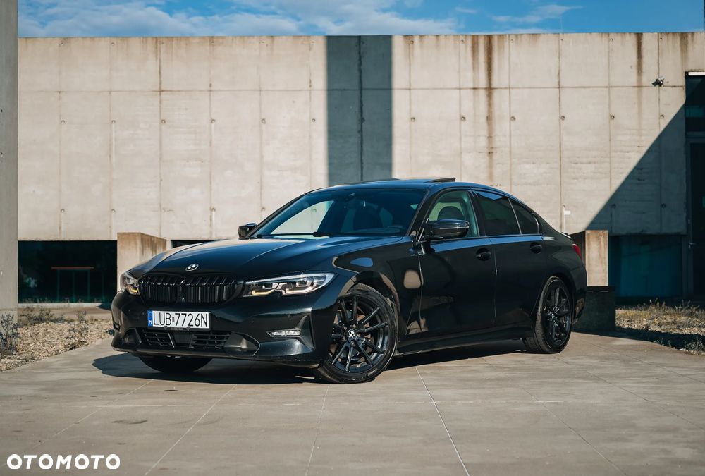 BMW Seria 3 320d Sport Line Shadow - 1