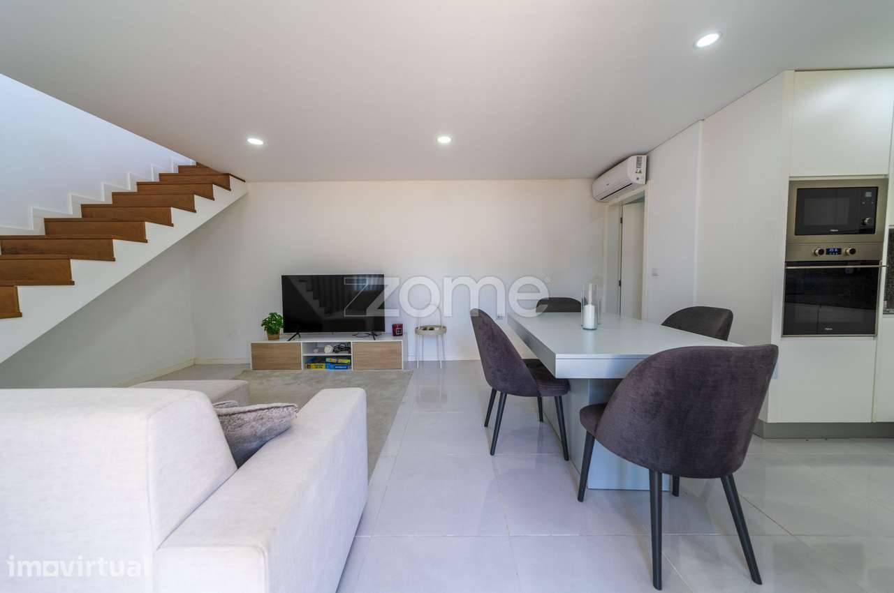 Moradia T2 Renovada em Moreira de Cónegos, Guimarães