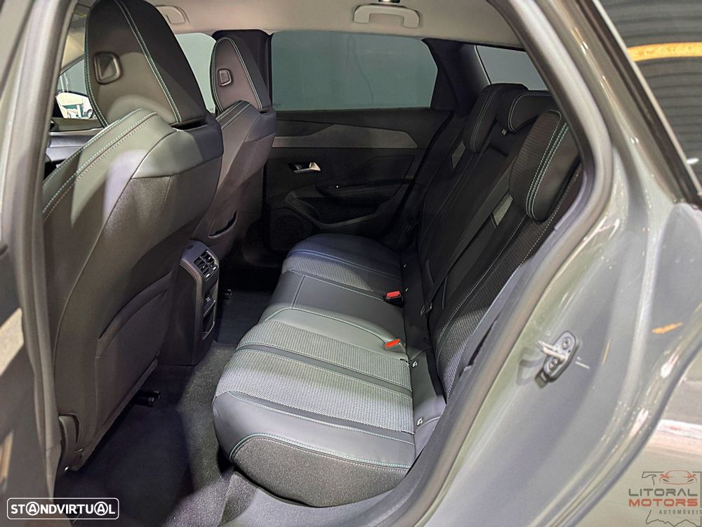 Peugeot 308 SW 1.2 PureTech Allure - 14