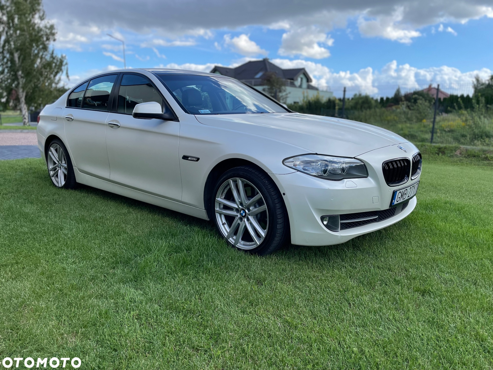 BMW Seria 5 528i Luxury Line - 3