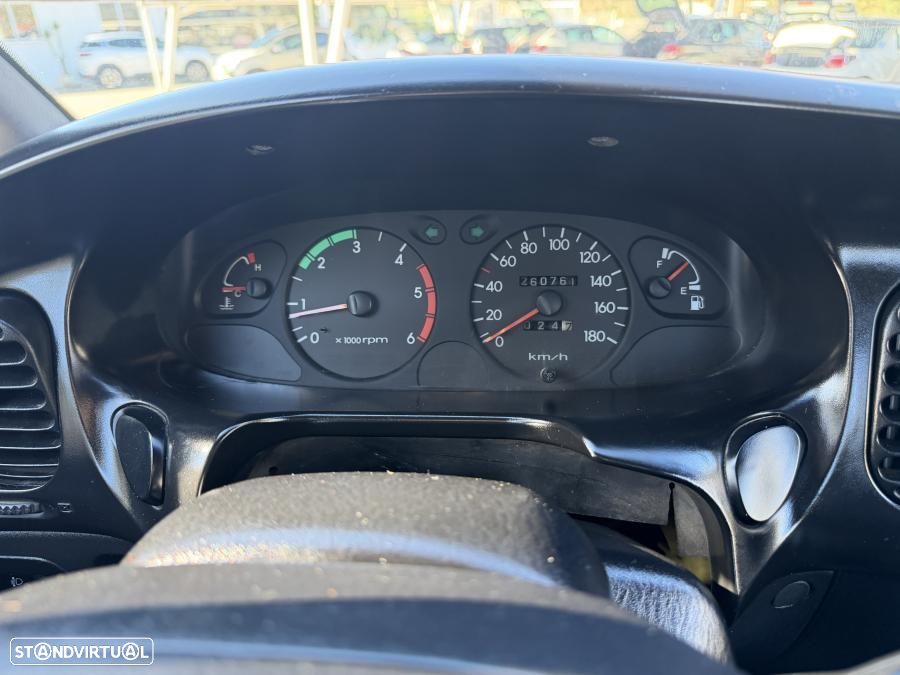 Hyundai H1 2.5 Tri-Basculante e Rodado Duplo - 12