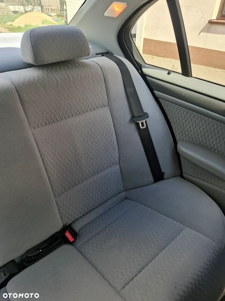 BMW Seria 3 - 14