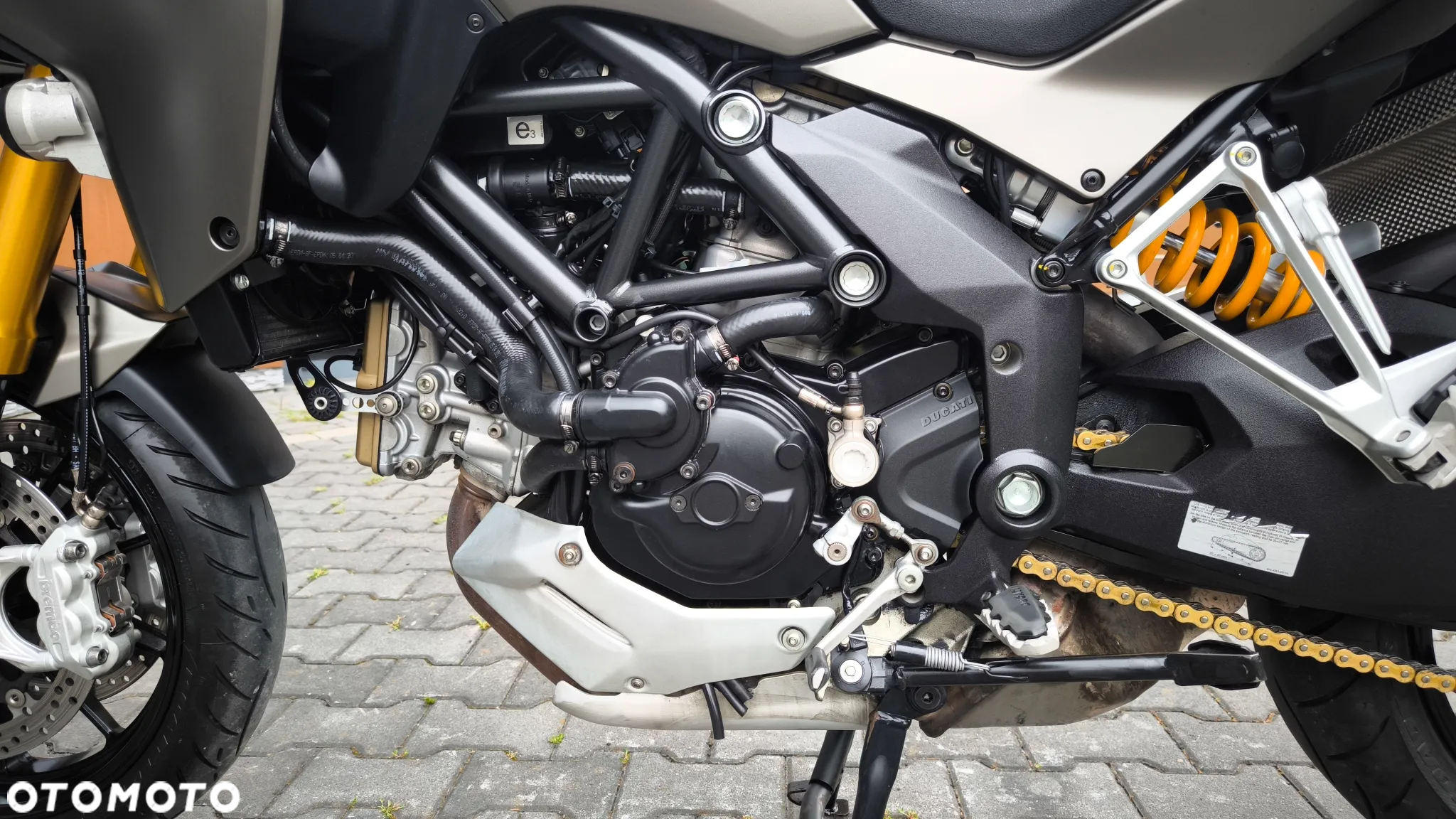 Ducati Multistrada - 25