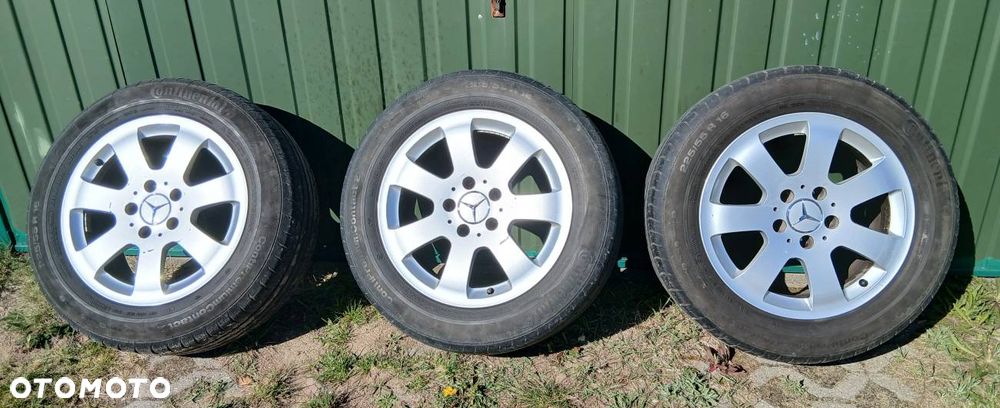 Mercedes-Benz Klasa E 200 Kompressor Automatik Classic - 27