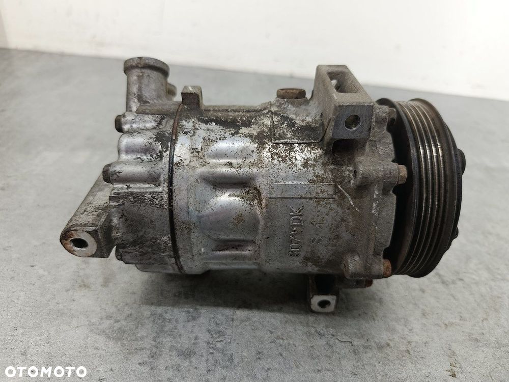 POMPA, SPRĘŻARKA KLIMATYZACJI OPEL VECTRA C FL 13217307  SD7V16 SANDEN 1.8 - 4