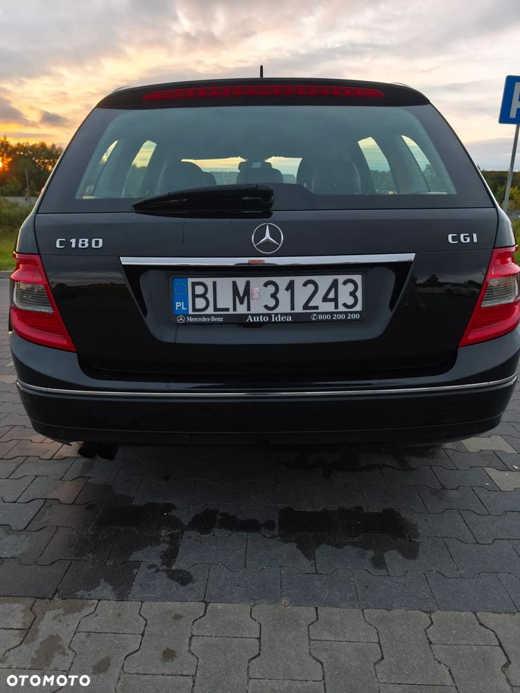 Mercedes-Benz Klasa C 180 CGI Automatik BlueEFFICIENCY Avantgarde - 16