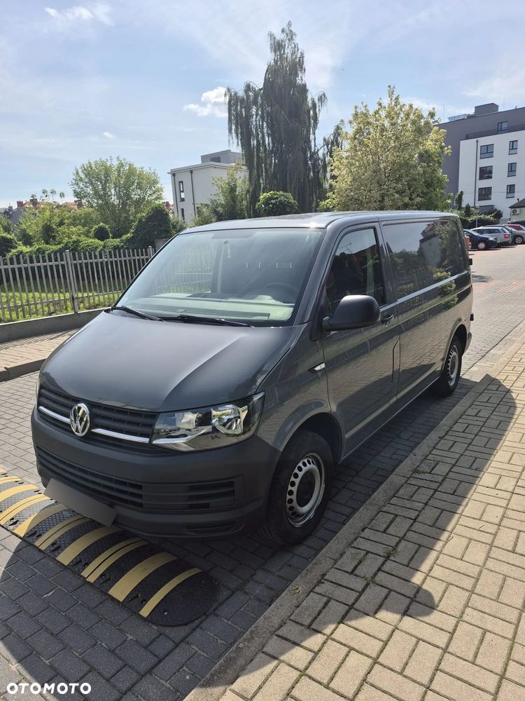 Volkswagen Transporter - 1