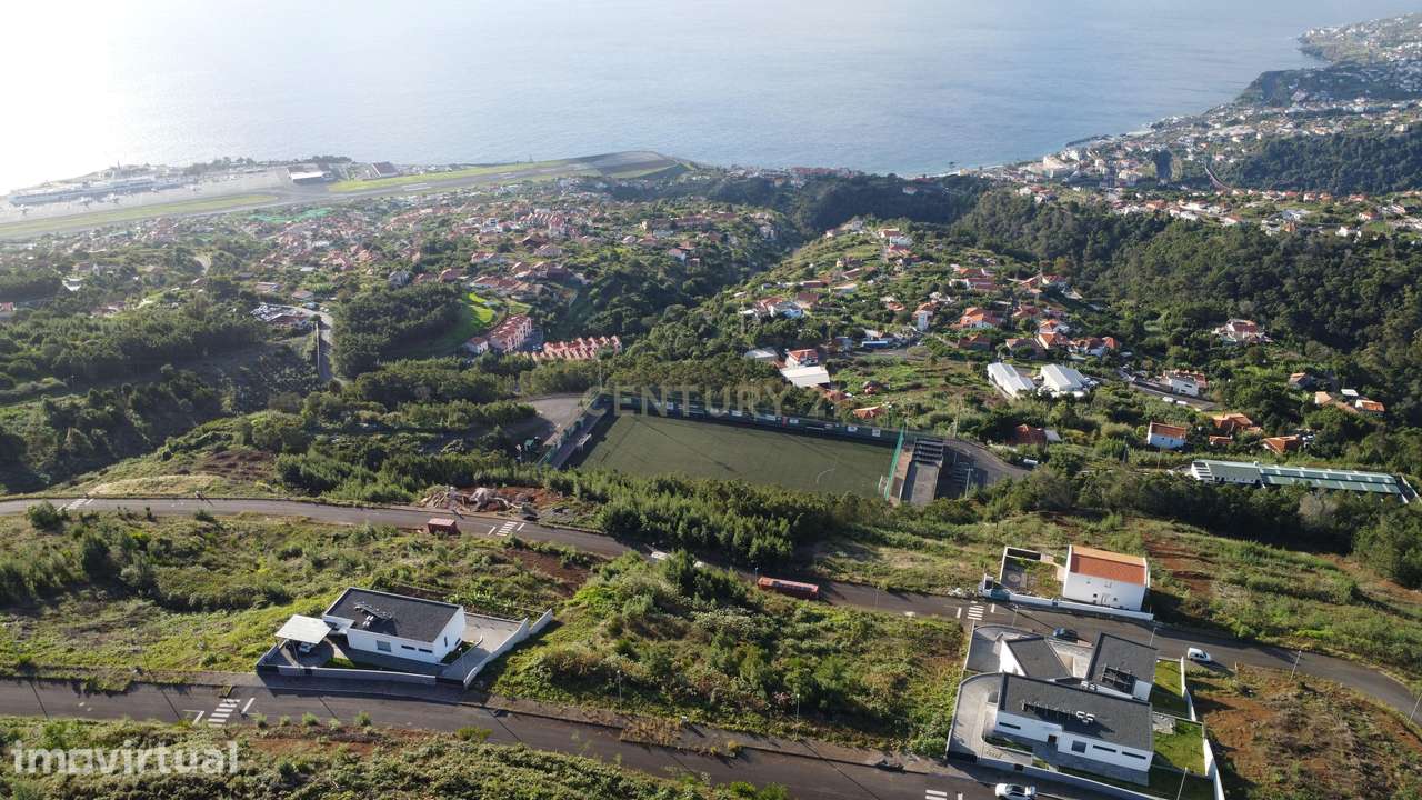 Terreno com Vista Panorâmica em Santa Cruz, Madeira - Grande imagem: 3/9