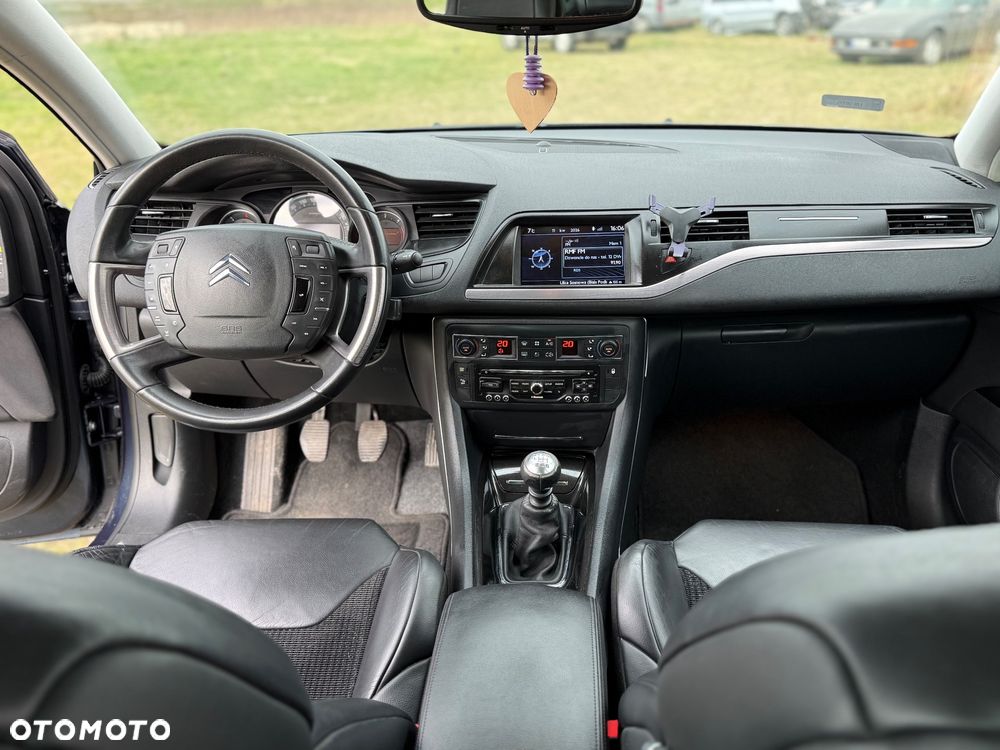 Citroën C5 HDi 135 Exclusive - 13