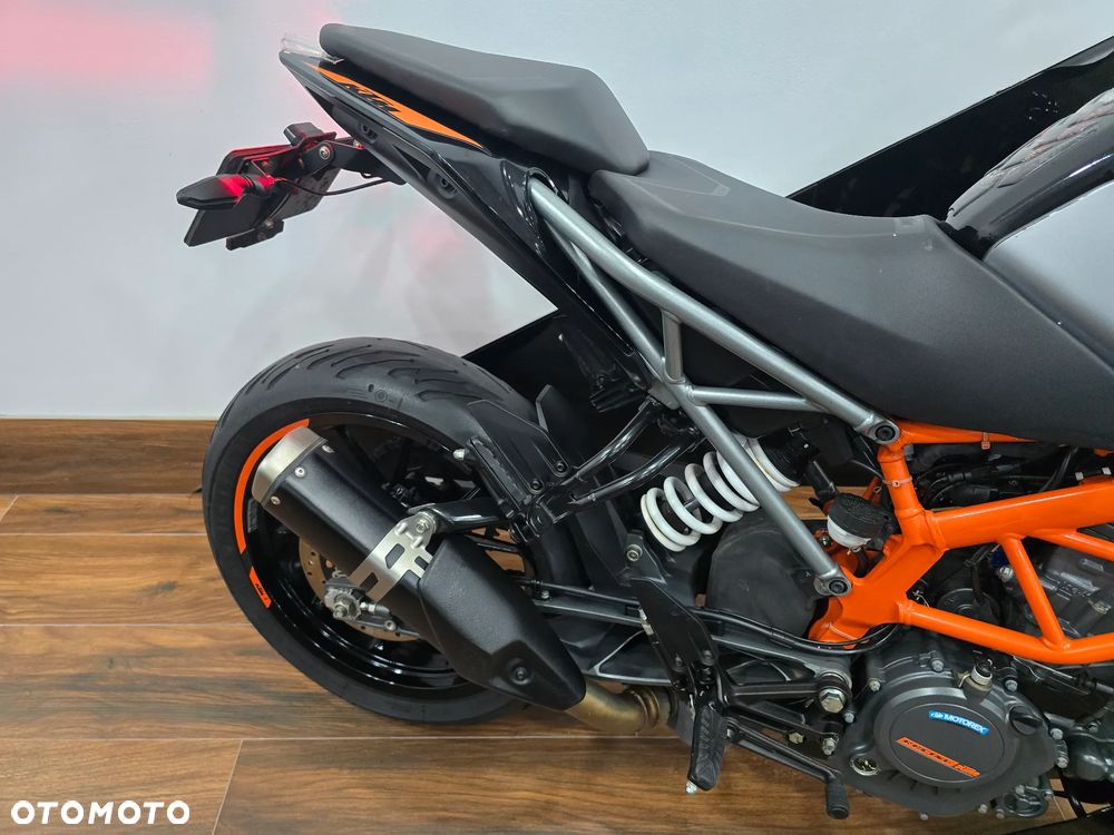 KTM Duke - 21