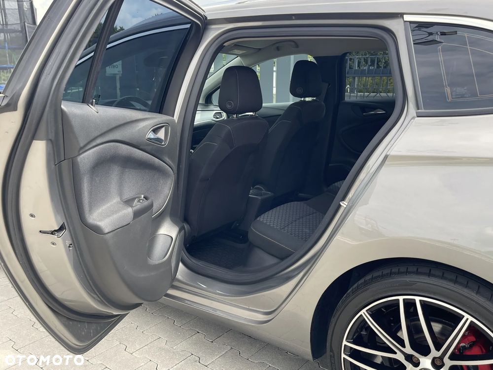 Opel Astra 1.4 Turbo Sports Tourer Active - 15