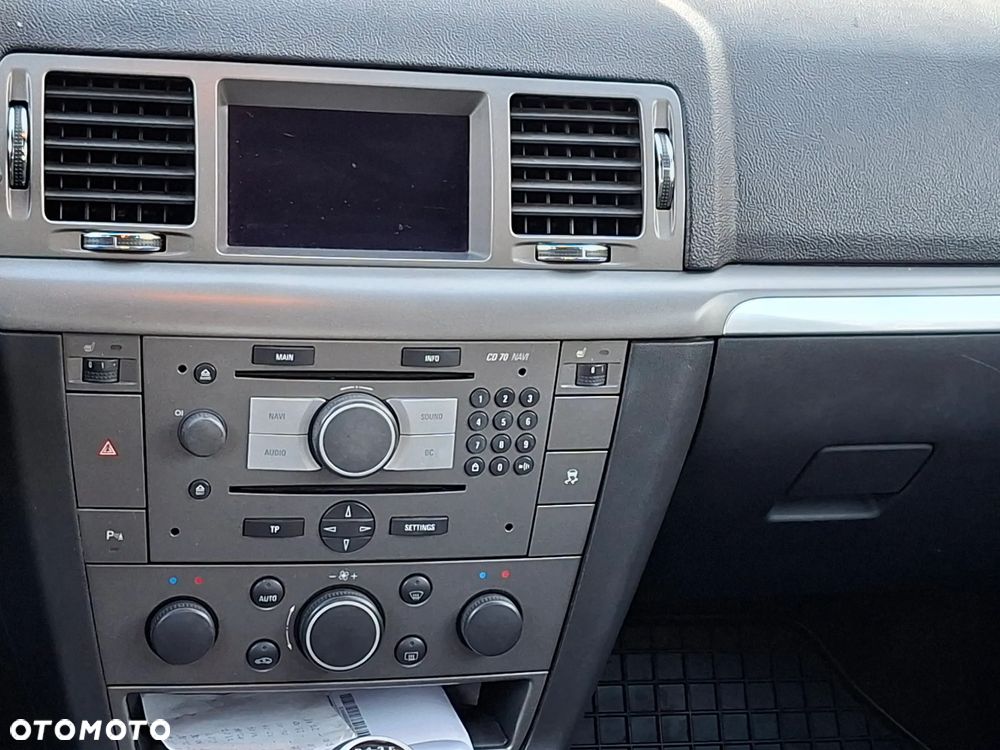 Opel Vectra 1.9 CDTI Cosmo - 11