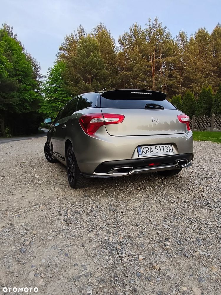 Citroën DS5 2.0 HDi Chic - 18