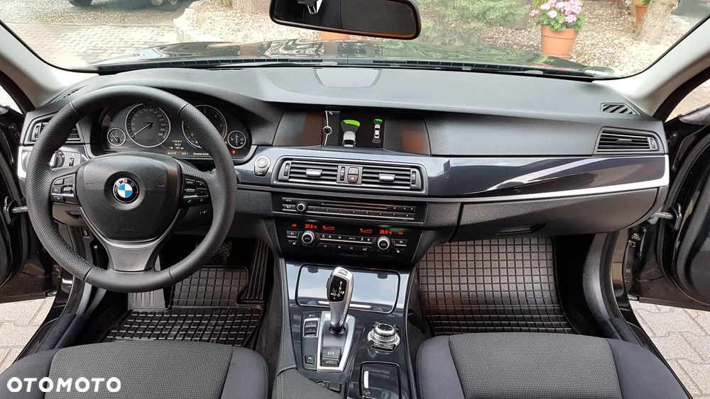 BMW Seria 5 520d Modern Line - 23