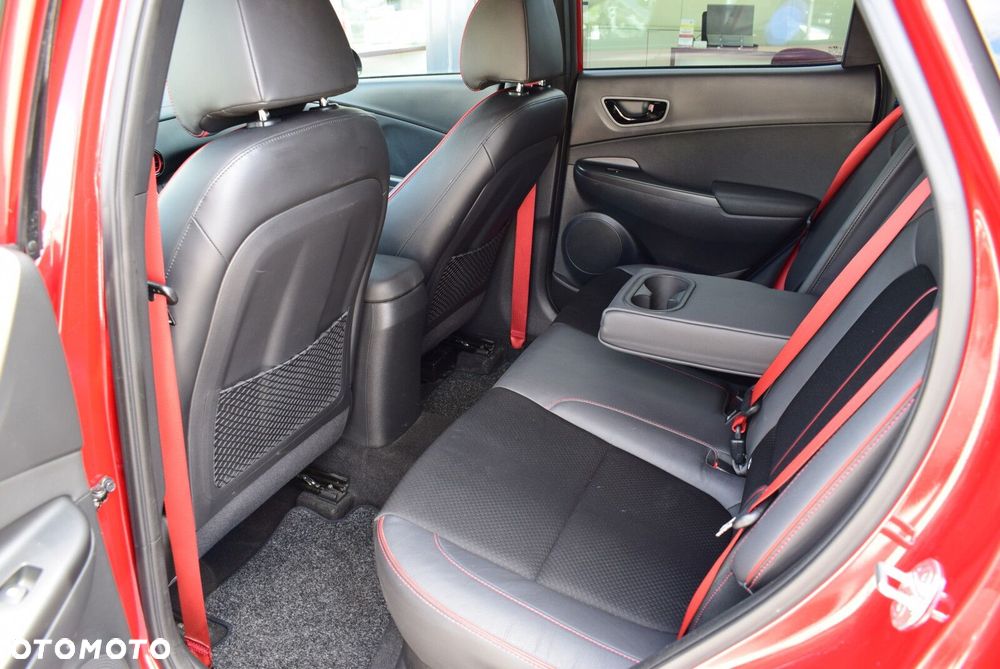 Hyundai Kona - 31